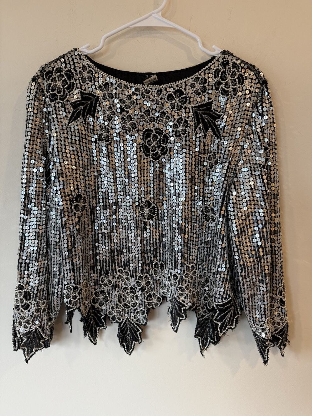 Vintage Gunit Silver Sequined Beaded Silk Embroidered Cocktail Holiday Top-Sz M